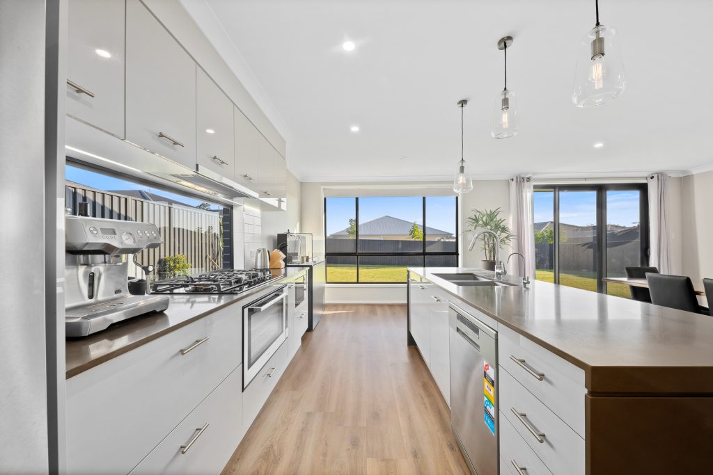 Sold - 28 Havilah Way - New Property in Silverdale - Real Estate by Peter Sutherland