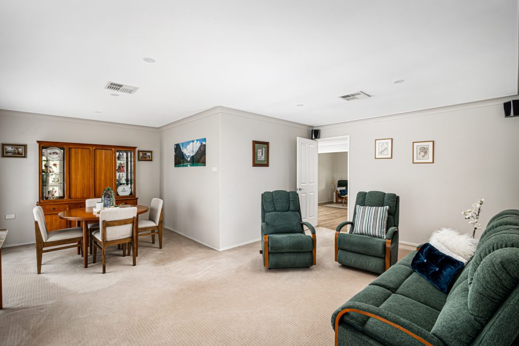 2 Botany Boulevard, Kings Langley NSW 2147 - photo 4