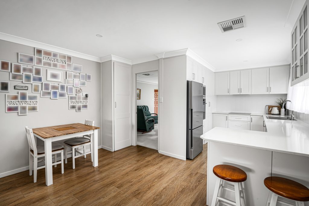 2 Botany Boulevard, Kings Langley NSW 2147 - photo 5