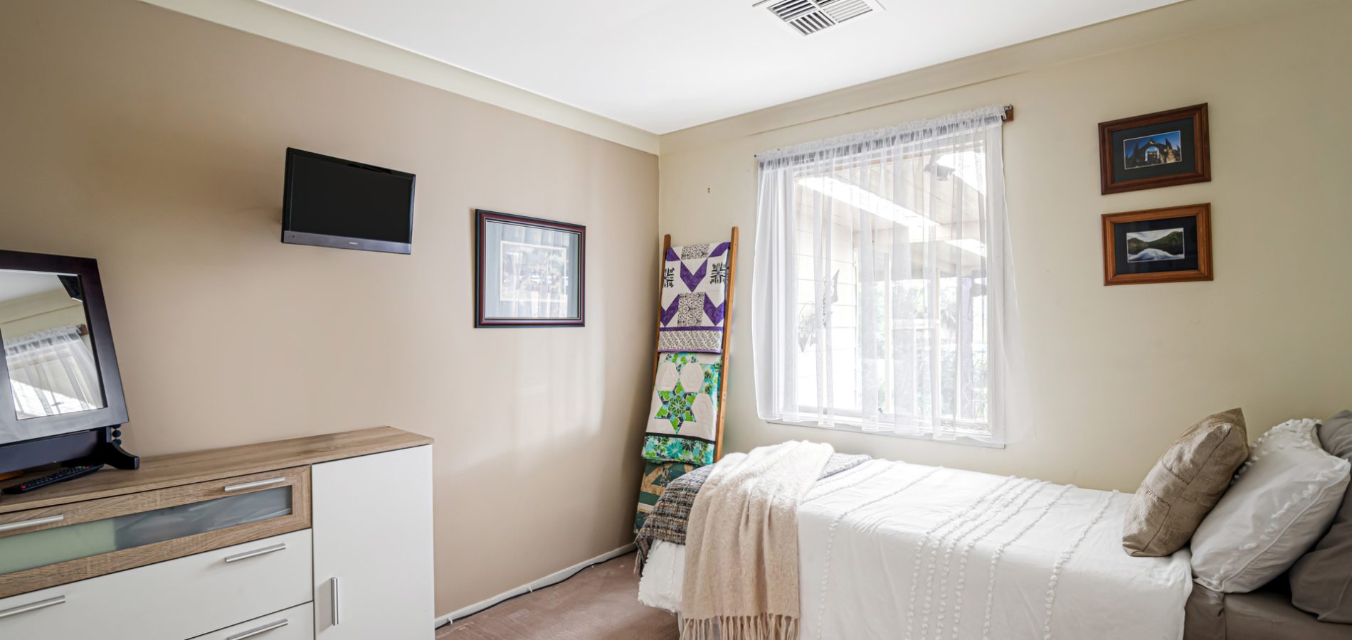 2 Botany Boulevard, Kings Langley NSW 2147 - photo 9