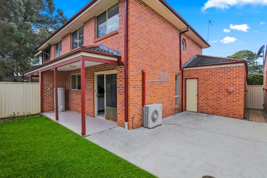 2/87 Oramzi Road, Girraween NSW 2145 - photo 13