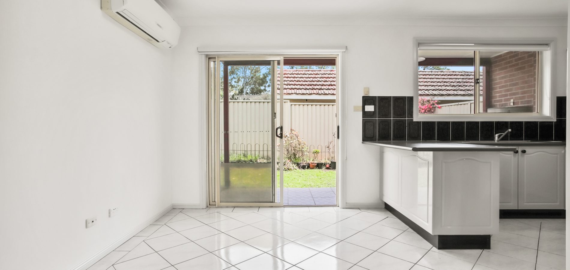 2/87 Oramzi Road, Girraween NSW 2145 - photo 5