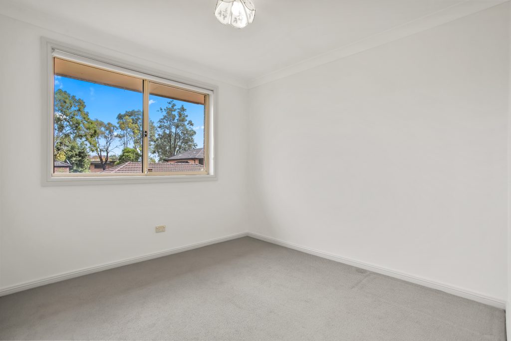 2/87 Oramzi Road, Girraween NSW 2145 - photo 9