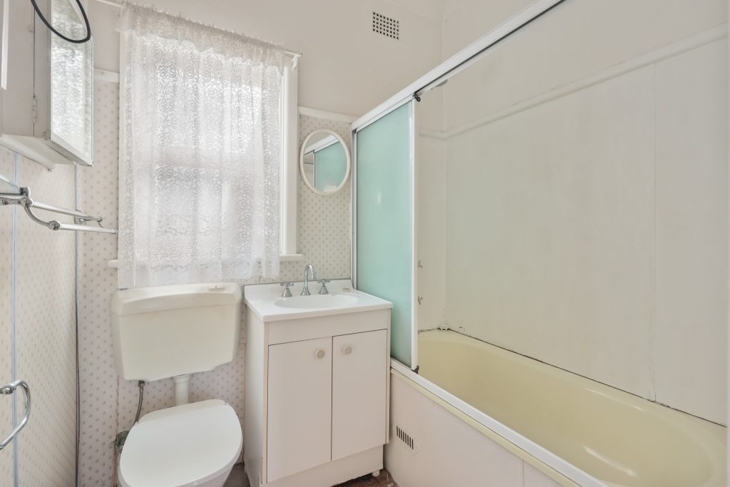 50 Magowar Road, Girraween NSW 2145 - photo 8