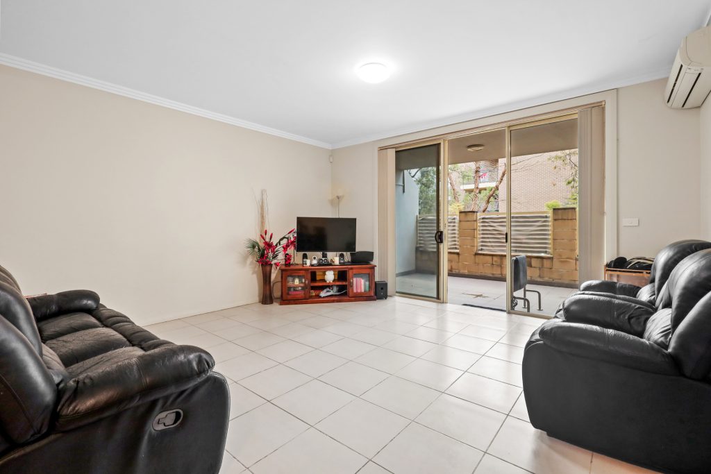 17/39-45 Lydbrook Street, Westmead NSW 2145 - photo 3