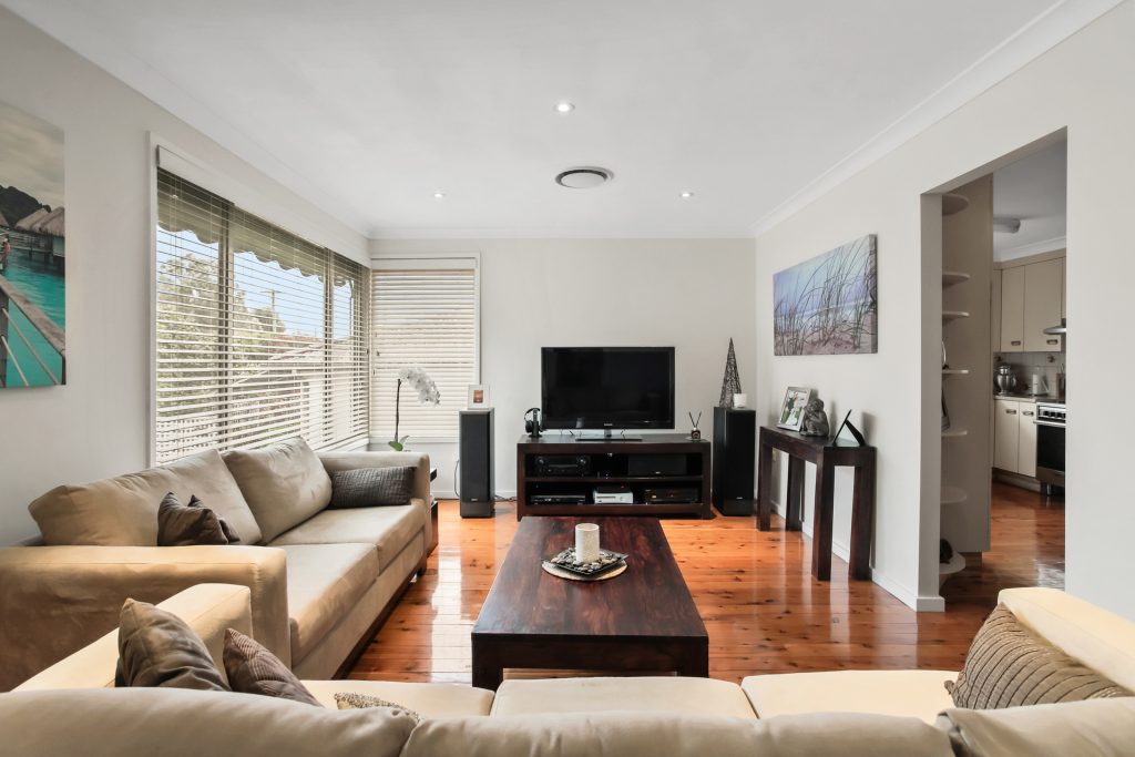 11 Everest Street, Seven Hills NSW 2147 - photo 2