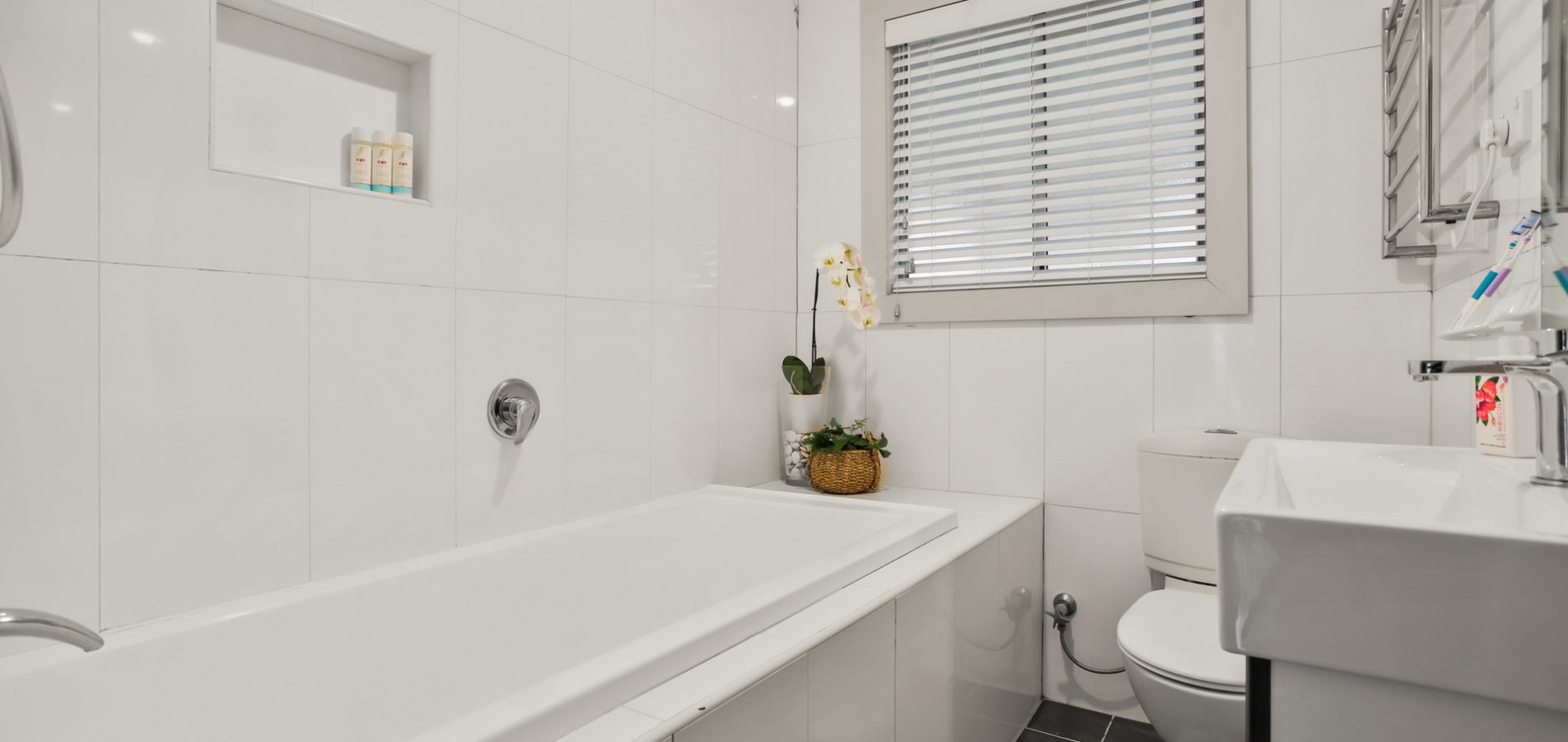 11 Everest Street, Seven Hills NSW 2147 - photo 9