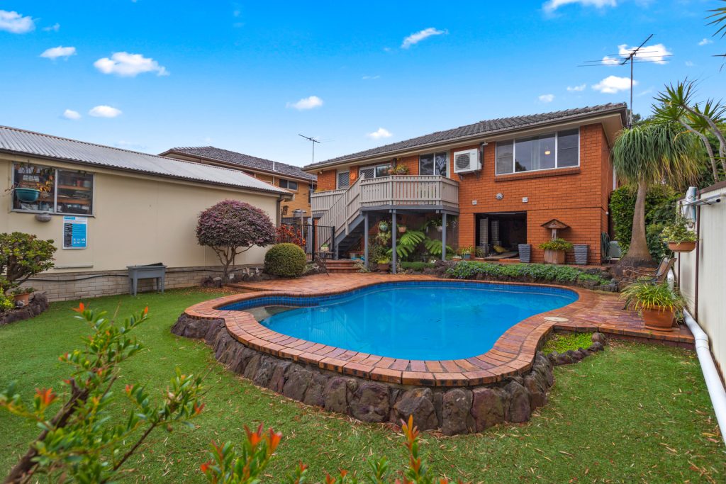 5 Grandview Avenue, Seven Hills NSW 2147 - photo 11