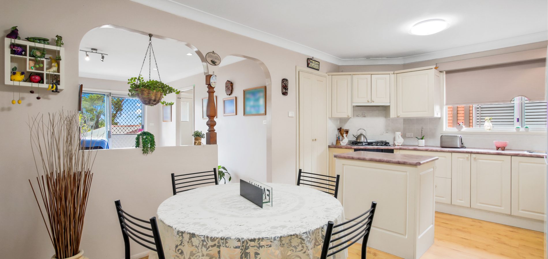 5 Grandview Avenue, Seven Hills NSW 2147 - photo 4