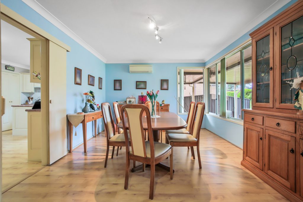 5 Grandview Avenue, Seven Hills NSW 2147 - photo 5