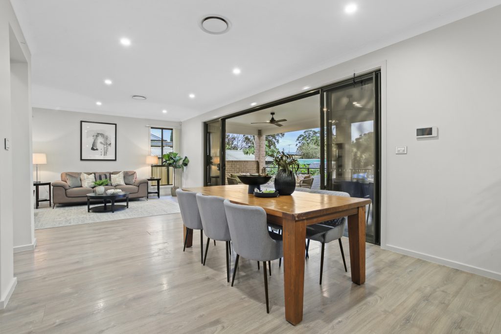 16 Charlton Road, Lalor Park NSW 2147 - photo 4