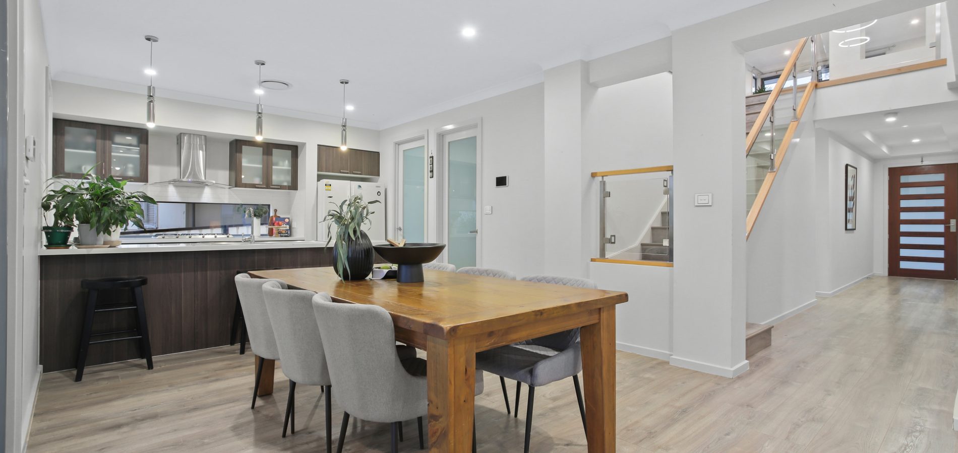 16 Charlton Road, Lalor Park NSW 2147 - photo 5