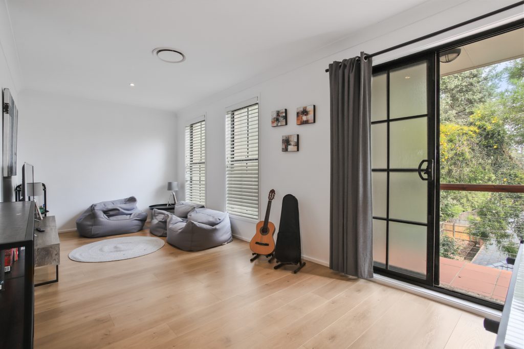 12 Autumn Leaf Grove, Cherrybrook NSW 2126 - photo 13