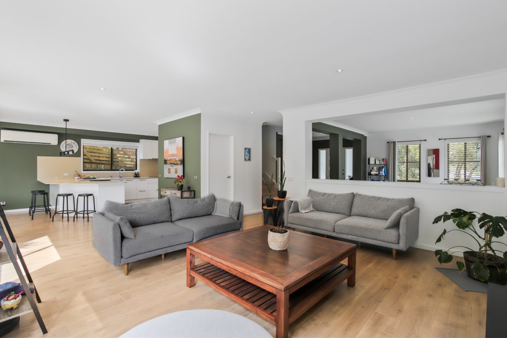 12 Autumn Leaf Grove, Cherrybrook NSW 2126 - photo 4