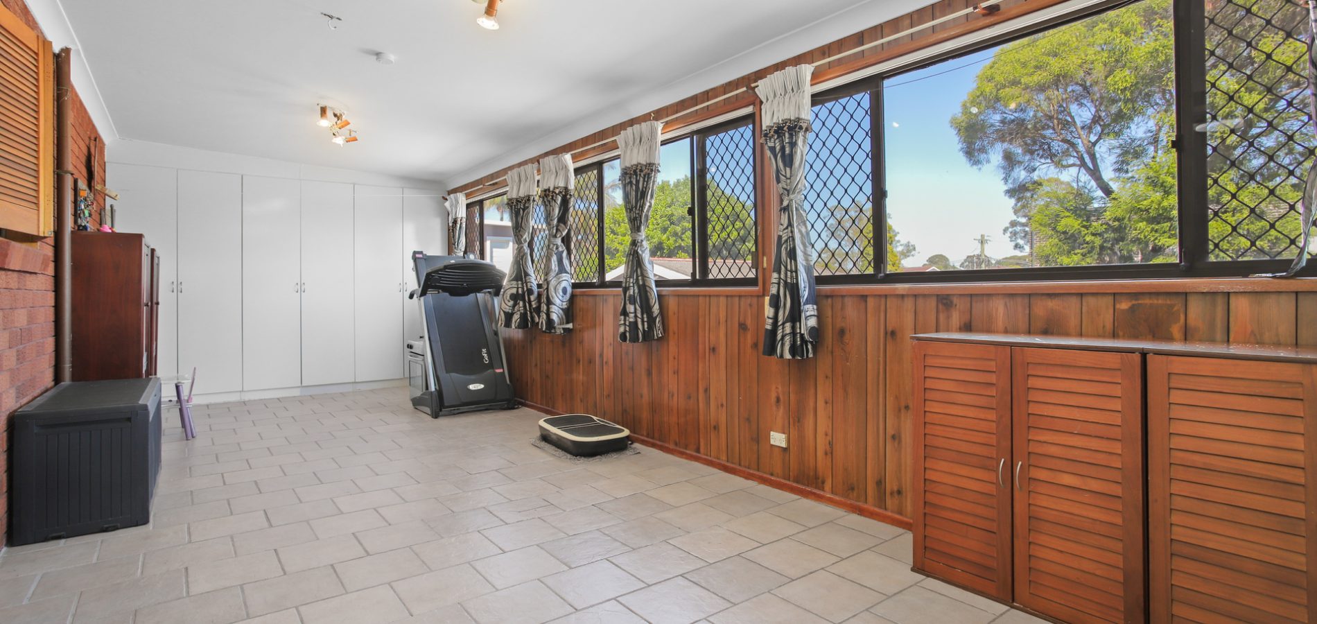 Sold - 166 Binalong Road - New Property in Toongabbie - Real Estate by Brad Panayiotou
