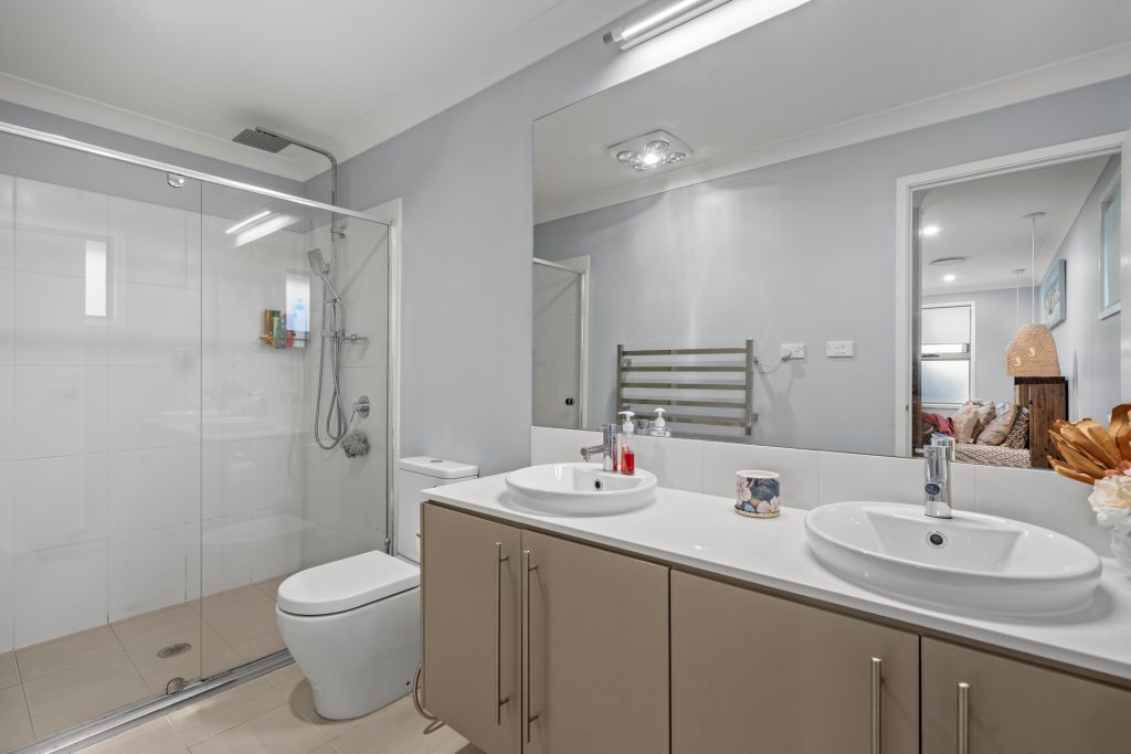 14 Carmargue Street, Beaumont Hills NSW 2155 - photo 11