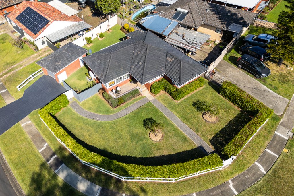 5 Nevis Crescent, Seven Hills NSW 2147 - photo 11