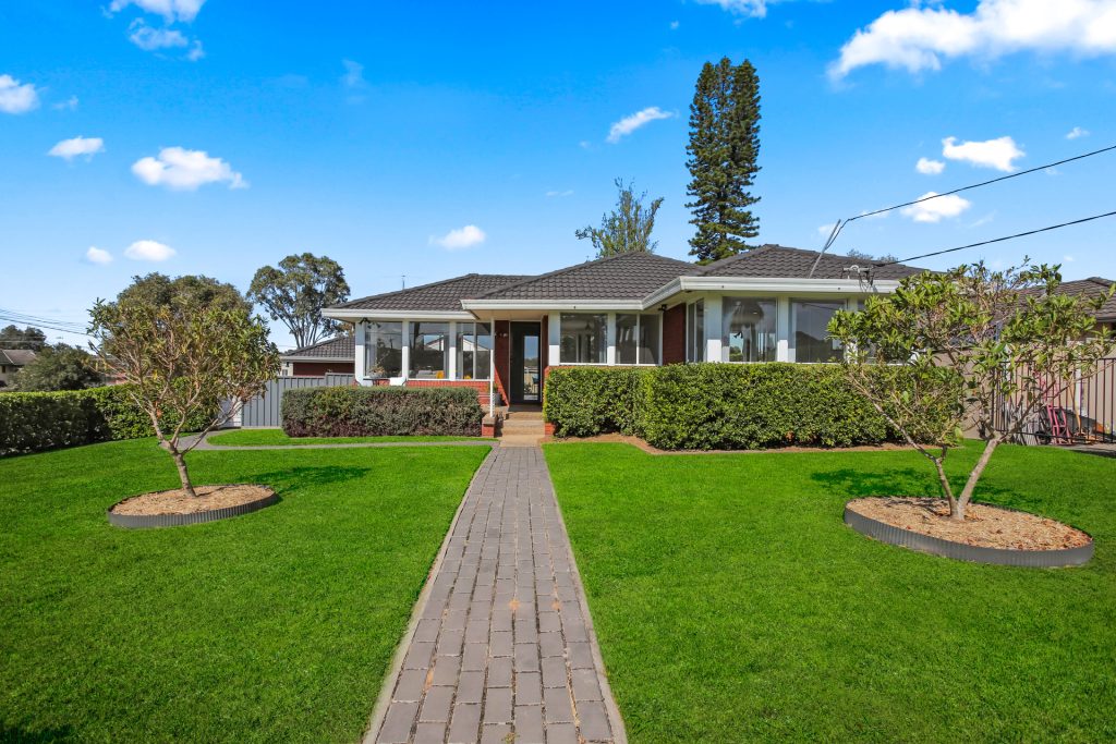 5 Nevis Crescent, Seven Hills NSW 2147 - McGrath West Group