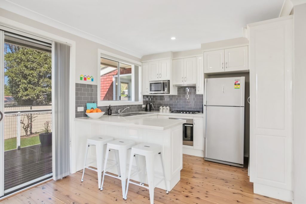 5 Nevis Crescent, Seven Hills NSW 2147 - photo 4