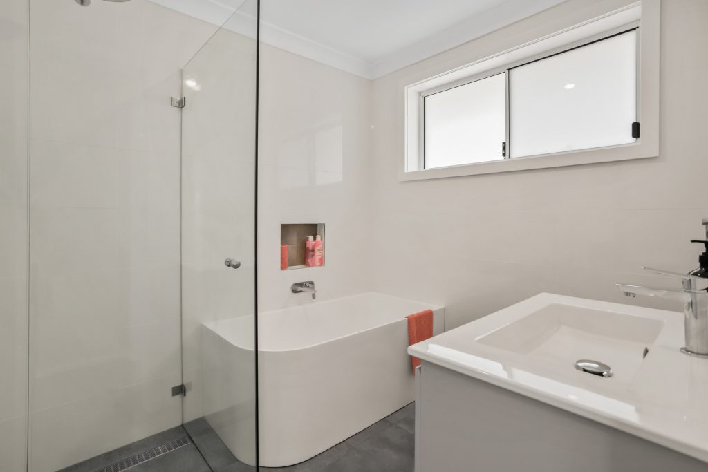5 Nevis Crescent, Seven Hills NSW 2147 - photo 8