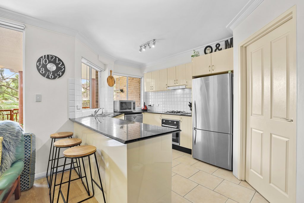 6/31-33 Moss Place, Westmead NSW 2145 - photo 4