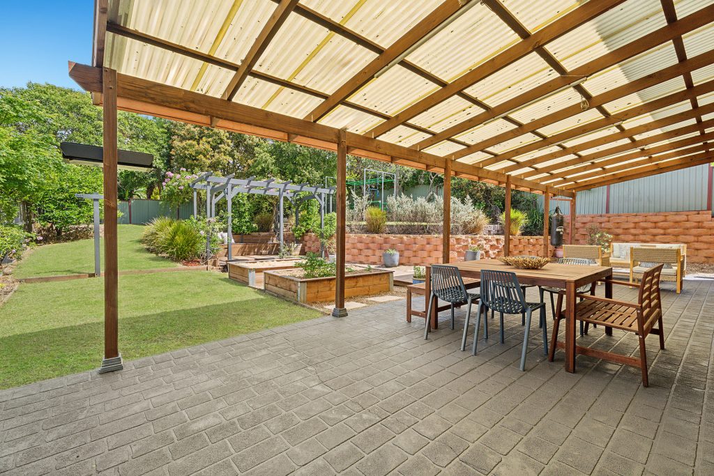 7 Grovewood Place, Castle Hill NSW 2154 - photo 15