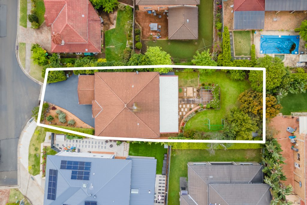 7 Grovewood Place, Castle Hill NSW 2154 - photo 17