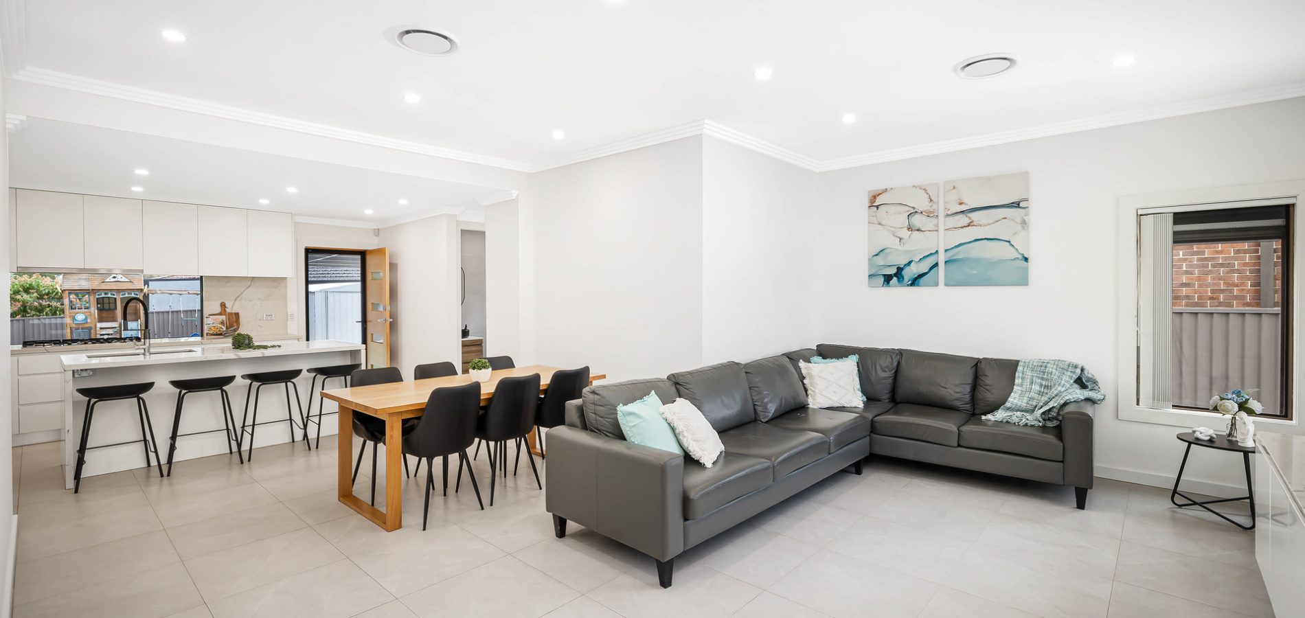 29 Irrigation Road, South Wentworthville NSW 2145 - photo 2