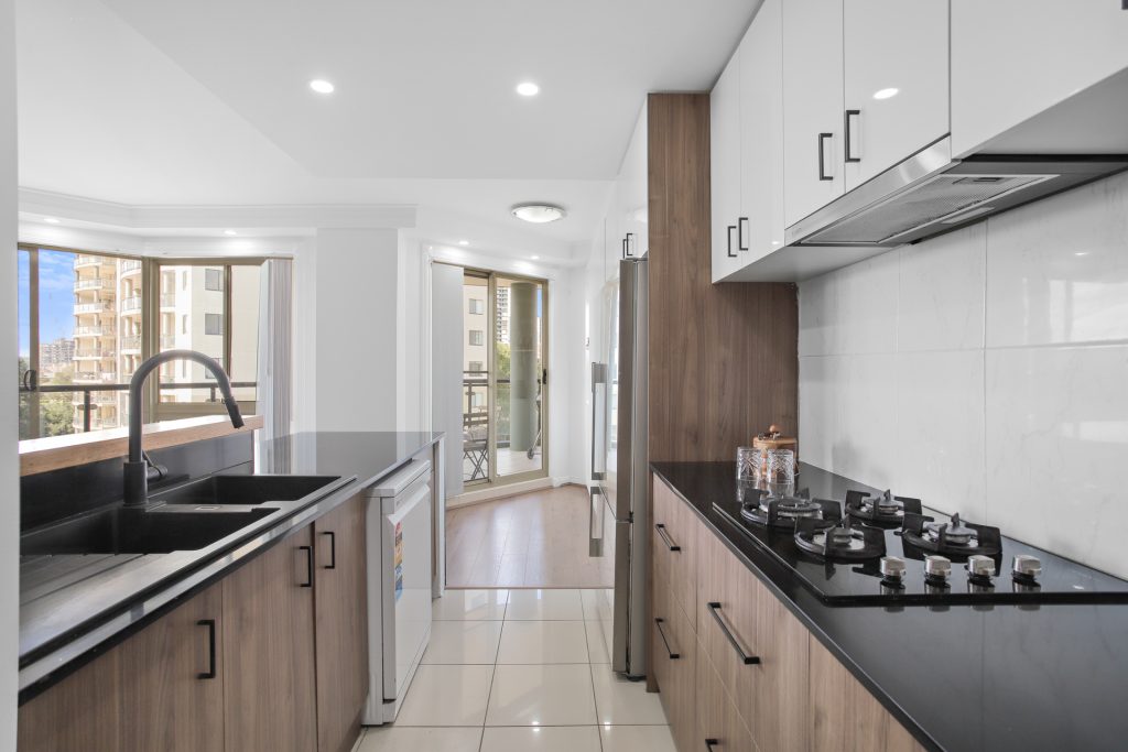 703/91C Bridge Road, Westmead NSW 2145 - photo 5