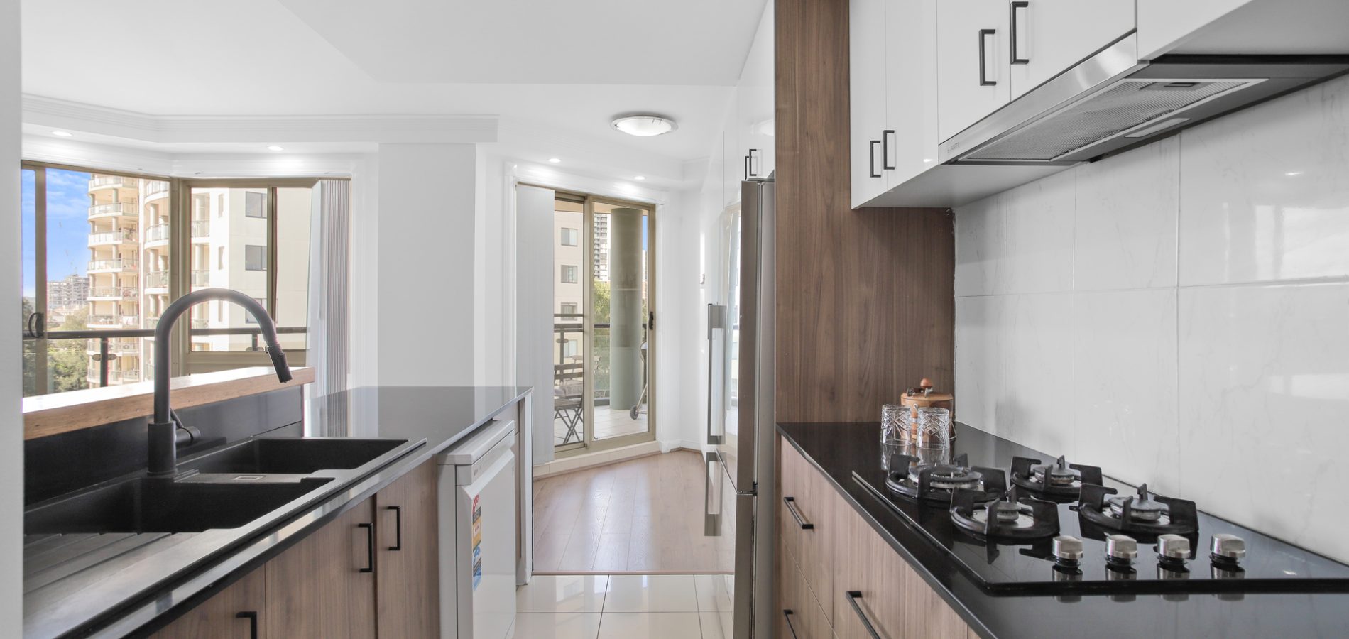 703/91C Bridge Road, Westmead NSW 2145 - photo 5