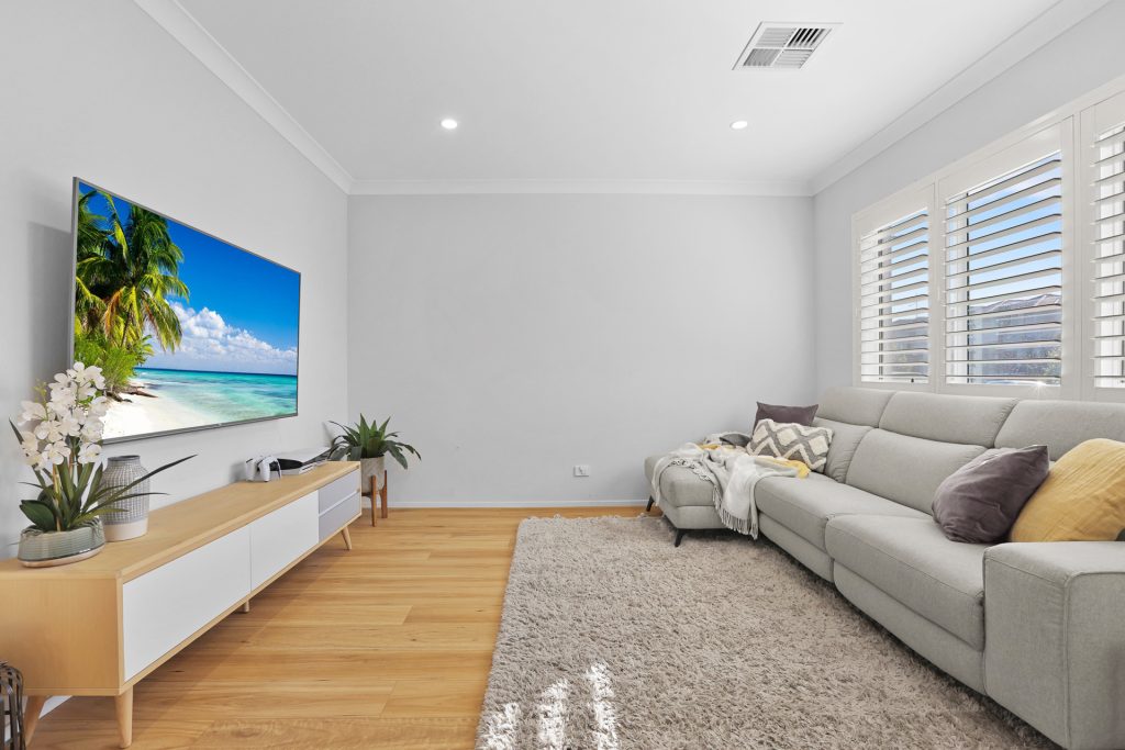 10 Westbrook Circuit, Marsden Park NSW 2765 - photo 2