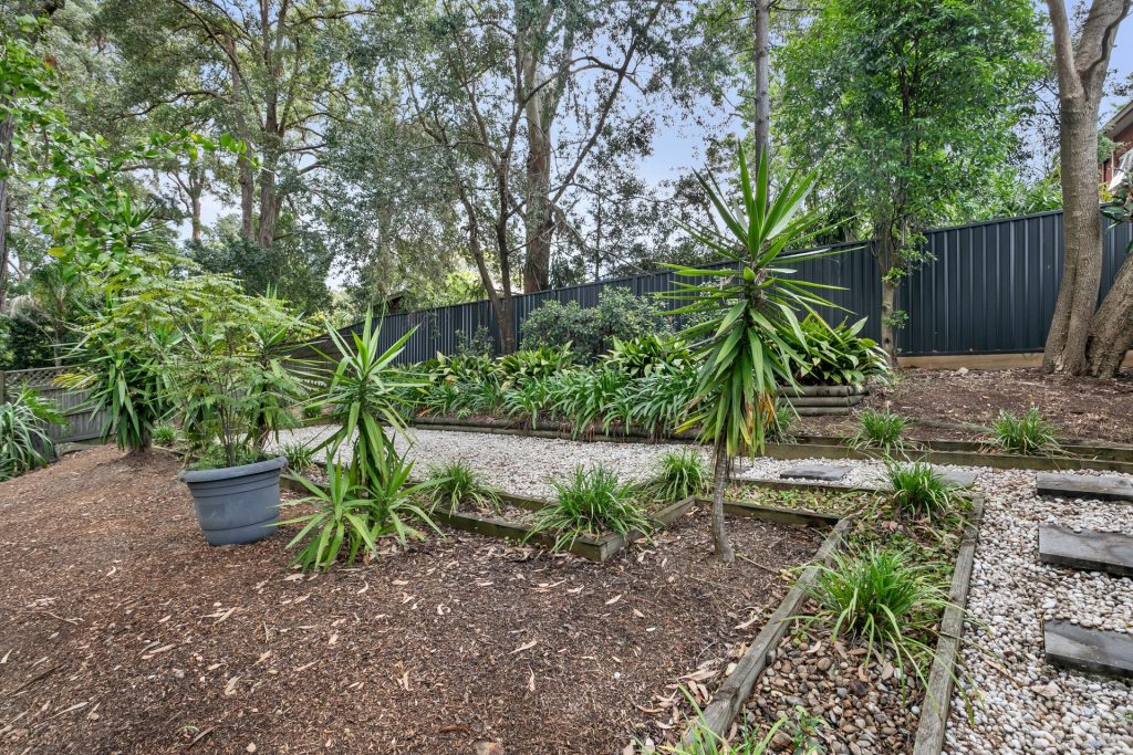 21 Timothy Avenue, Castle Hill NSW 2154 - photo 14