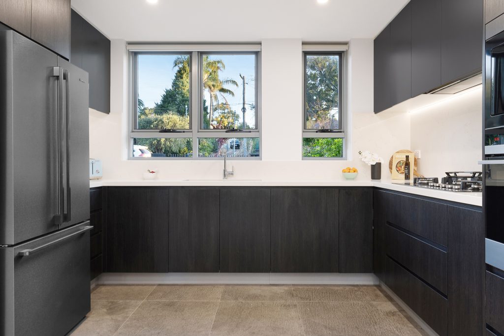 3/10 Cecil Avenue, Castle Hill NSW 2154 - photo 4