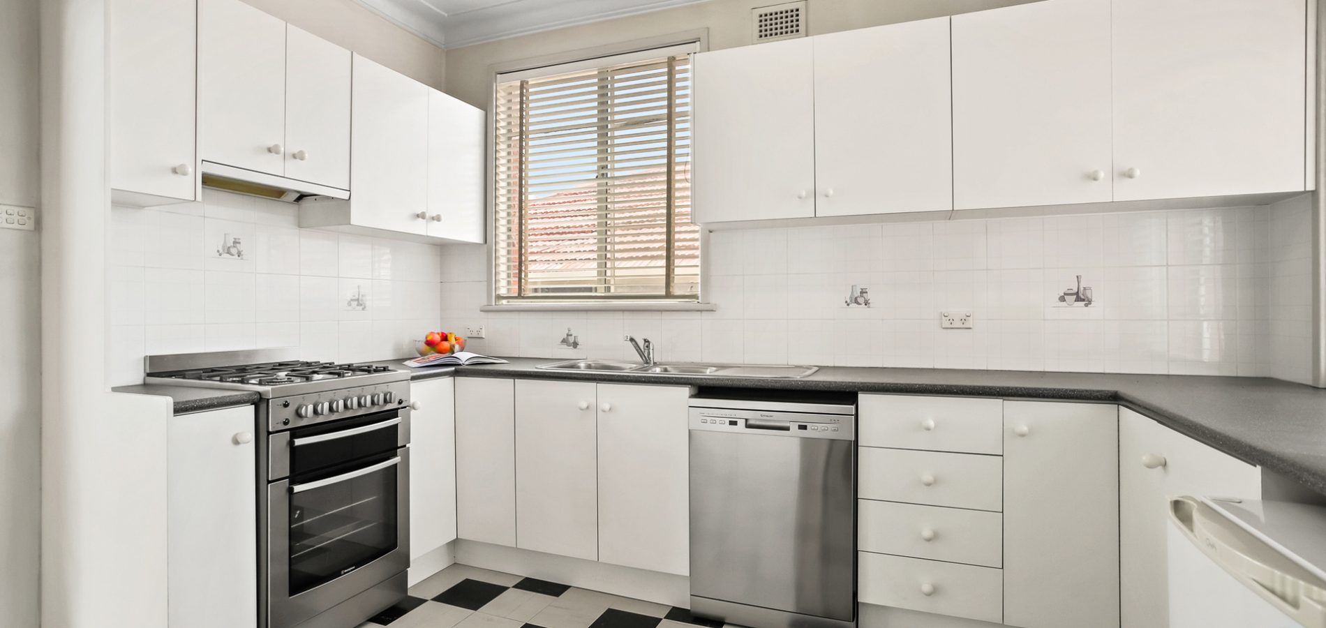 26 Lennox Street, Old Toongabbie NSW 2146 - photo 5