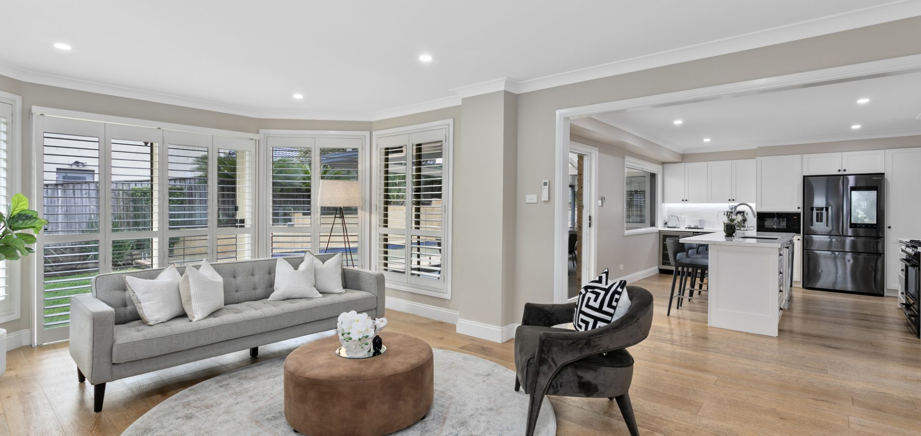 111 Oakhill Drive, Castle Hill NSW 2154 - photo 4