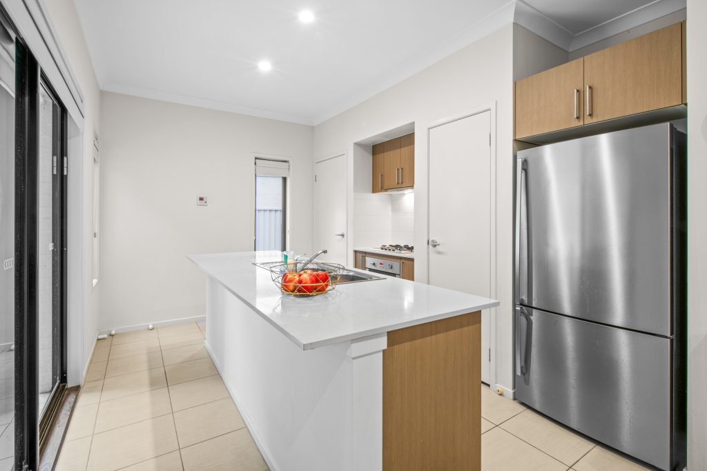 7 Treeland Circuit, Kellyville NSW 2155 - photo 3