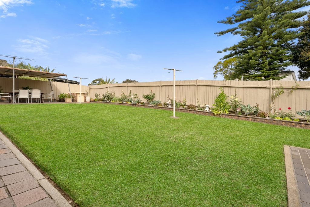 8 Ravel Street, Seven Hills NSW 2147 - photo 8