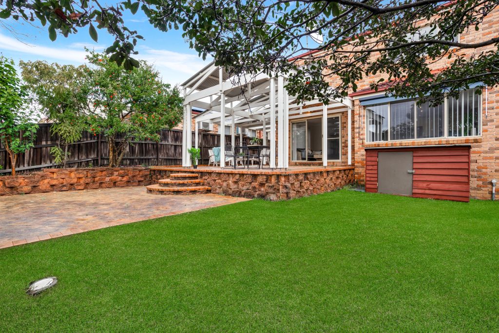 9 Bundara Way, Baulkham Hills NSW 2153 - photo 15
