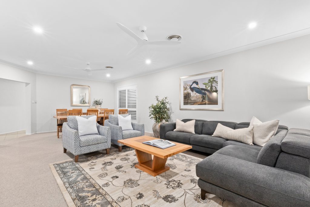 30 Kentwell Crescent, Stanhope Gardens NSW 2768 - photo 2