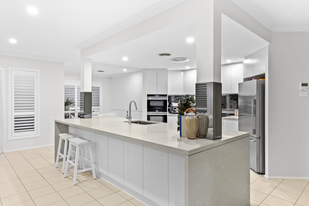 30 Kentwell Crescent, Stanhope Gardens NSW 2768 - photo 4