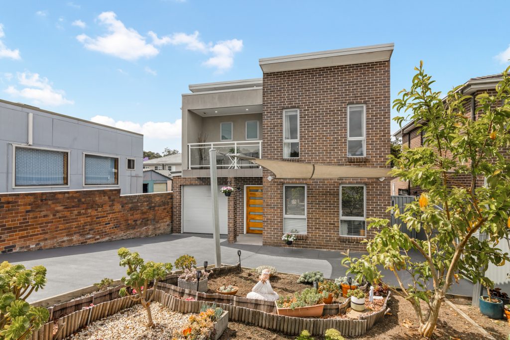Sold - 474b Great Western Highway - New Property in Pendle Hill - Real Estate by Tariq Jameel