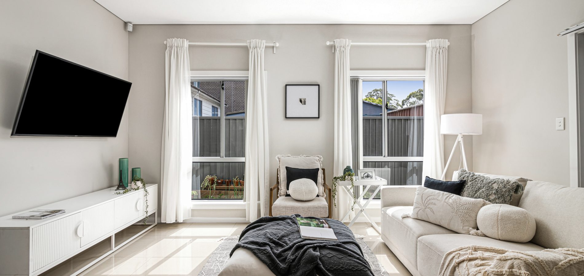 Sold - 474b Great Western Highway - New Property in Pendle Hill - Real Estate by Tariq Jameel