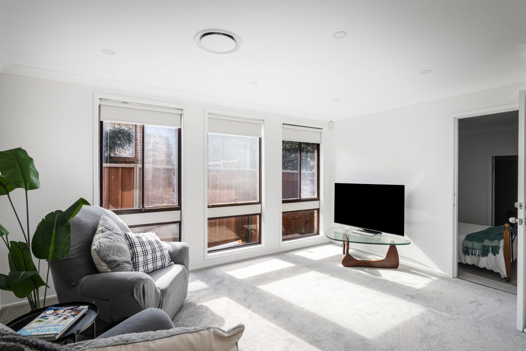 87 Isaac Smith Parade, Kings Langley NSW 2147 - photo 5