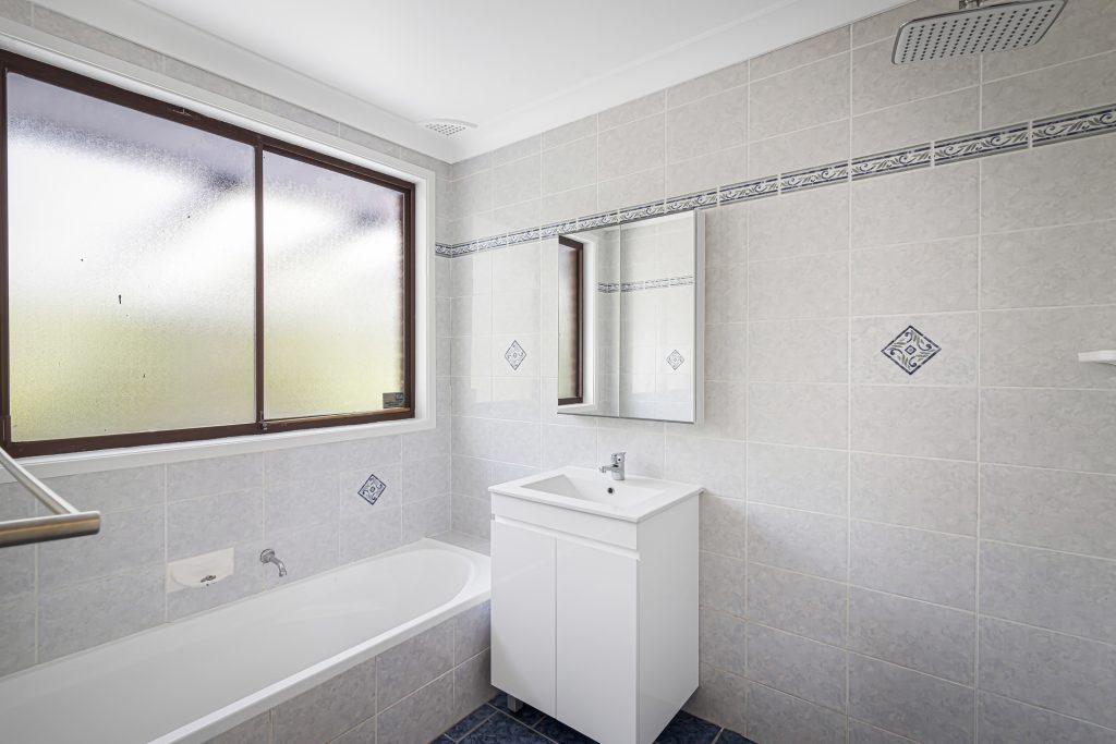 87 Isaac Smith Parade, Kings Langley NSW 2147 - photo 9