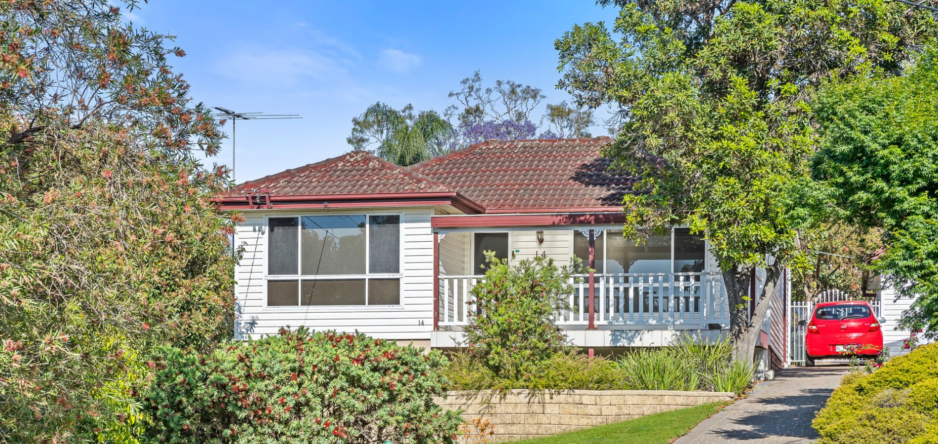 14 Cobbity Street, Seven Hills NSW 2147 - photo 2