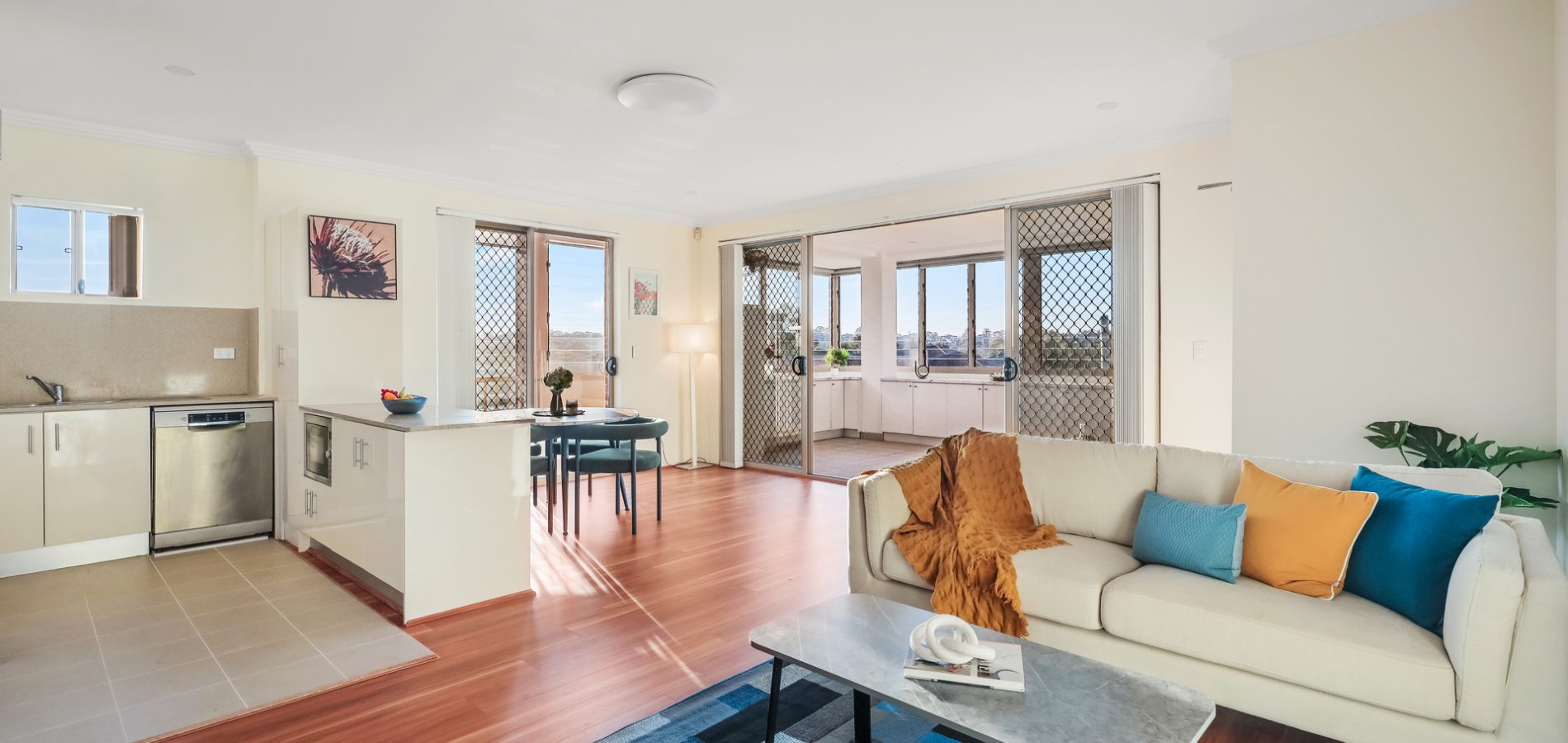 8/12-14 Lydbrook Street, Westmead NSW 2145 - photo 2