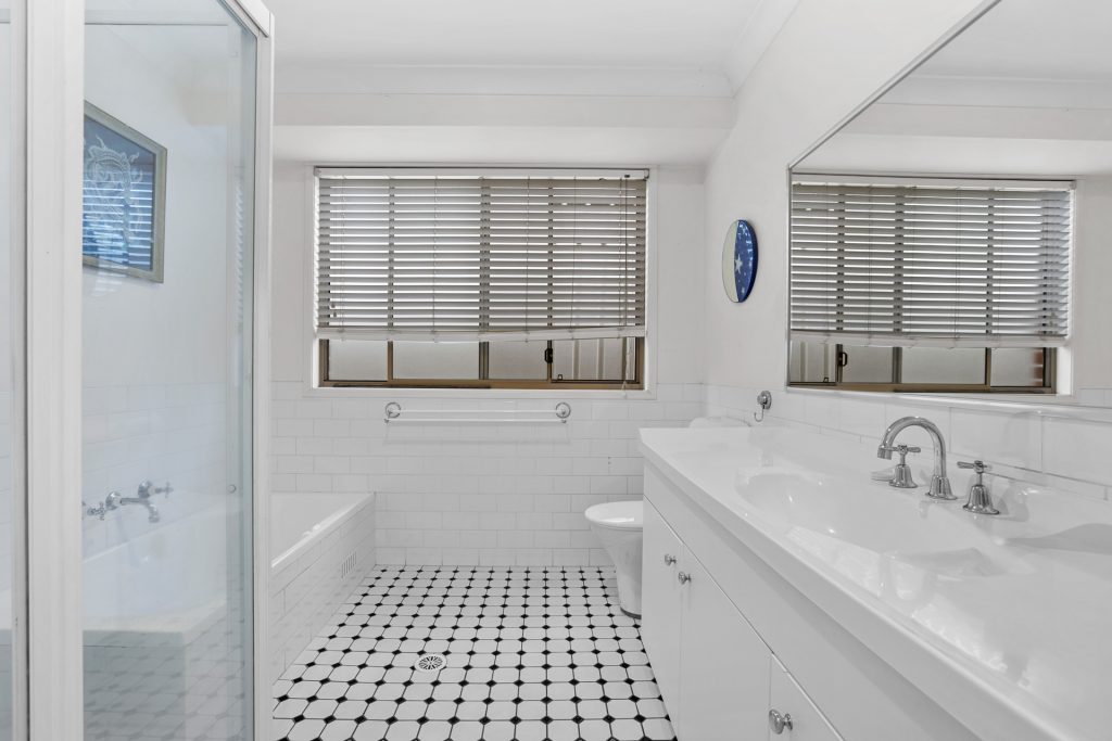 9 Gerlee Place, Quakers Hill NSW 2763 - photo 10