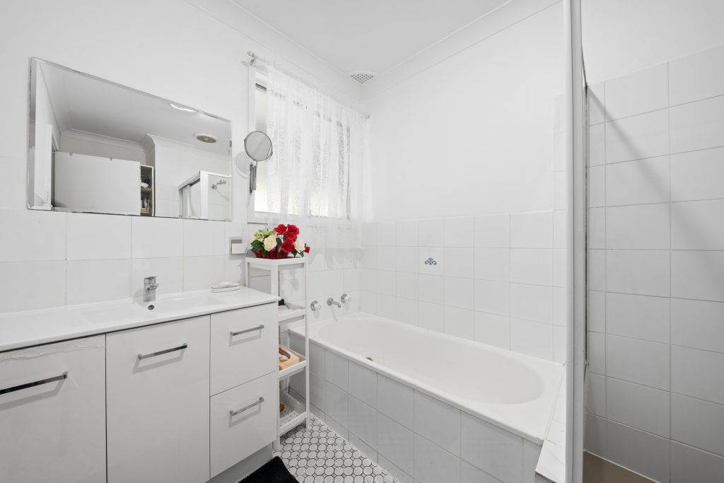 19 Hilda Street, Prospect NSW 2148 - photo 7