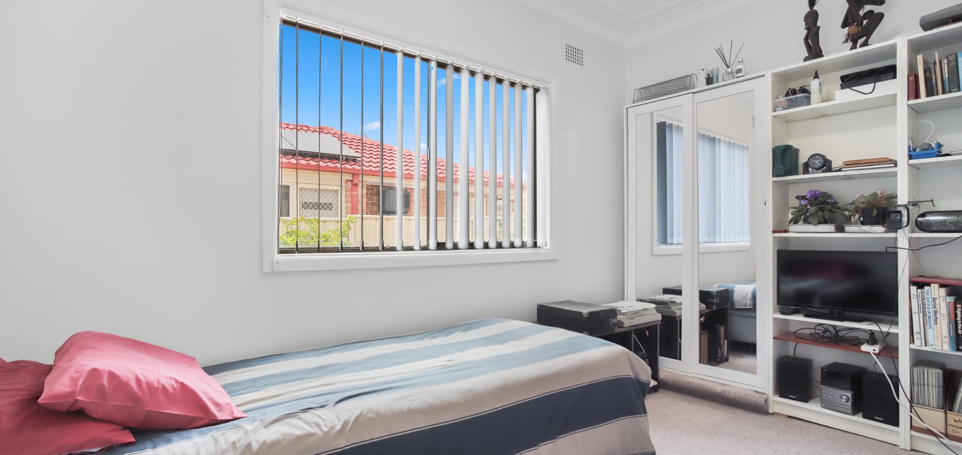 17 Pendle Way, Pendle Hill NSW 2145 - photo 6