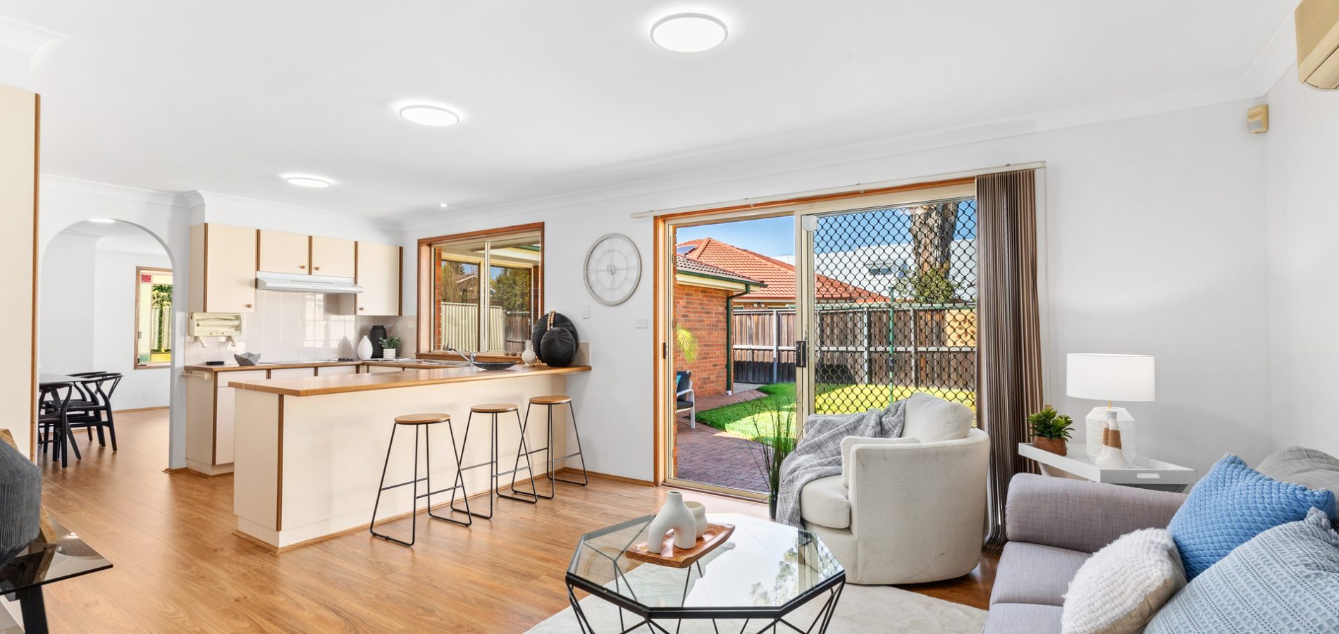 206a Targo Road, Girraween NSW 2145 - photo 12